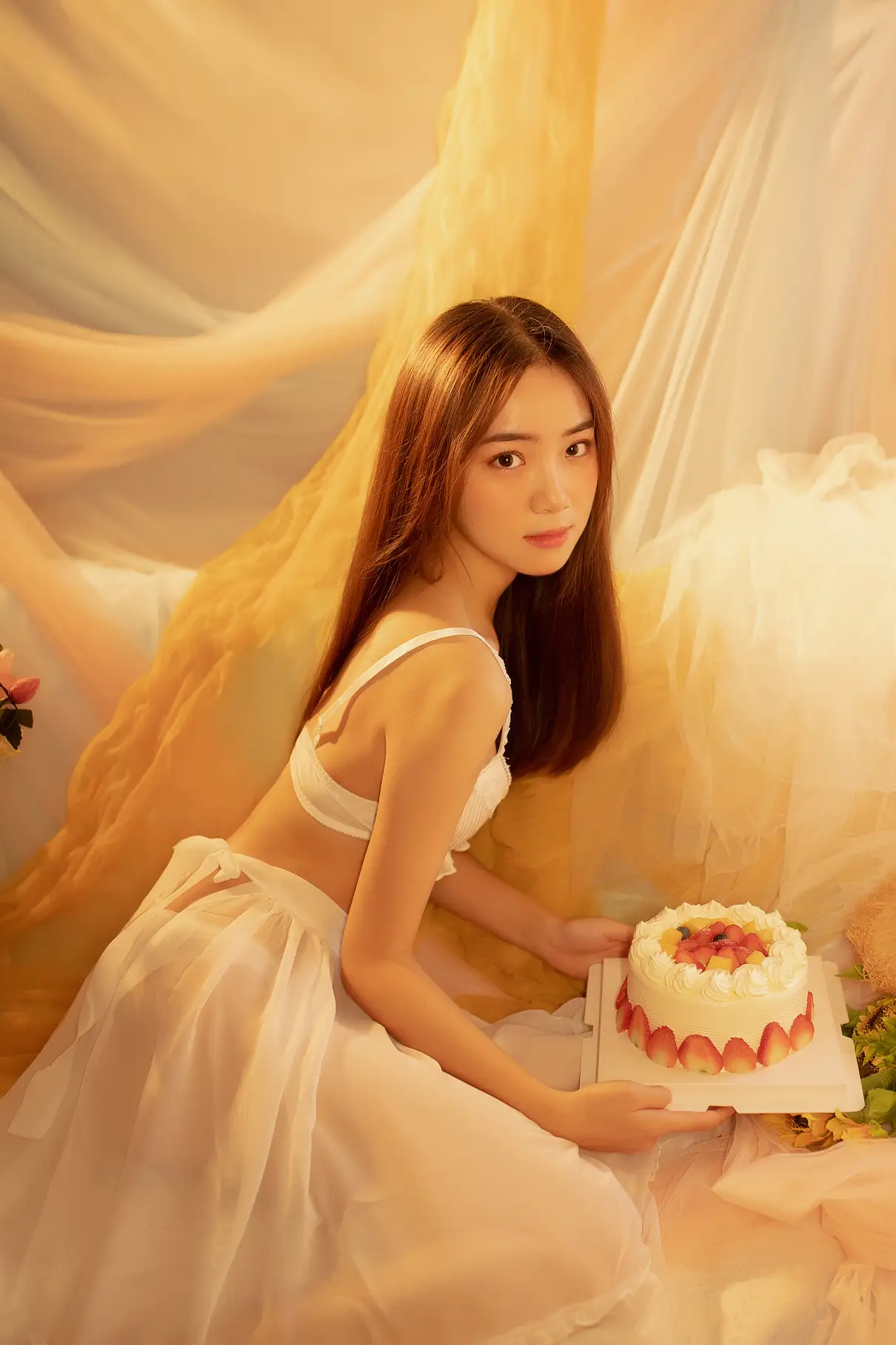 [YITUYU] 2022.08.26 Vol.1792 – Strawberry flavored cake I don't brush birds#[23P]-20